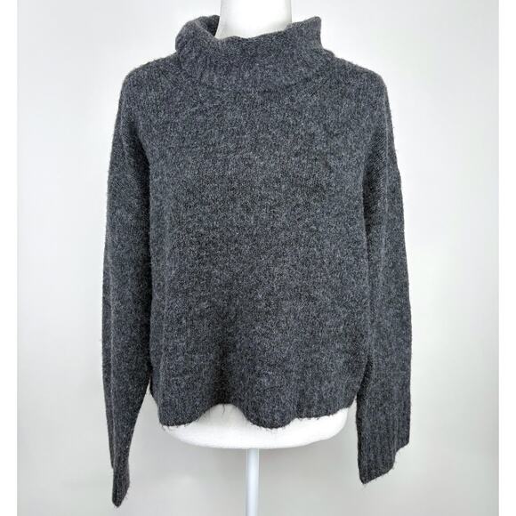 Anthropologie Pilcro Charcoal Gray Turtleneck Sweater Size Medium Boxy Relaxed - Picture 1 of 10